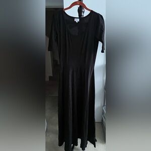 LuLaRoe Classic Black Long Sleeve Dress